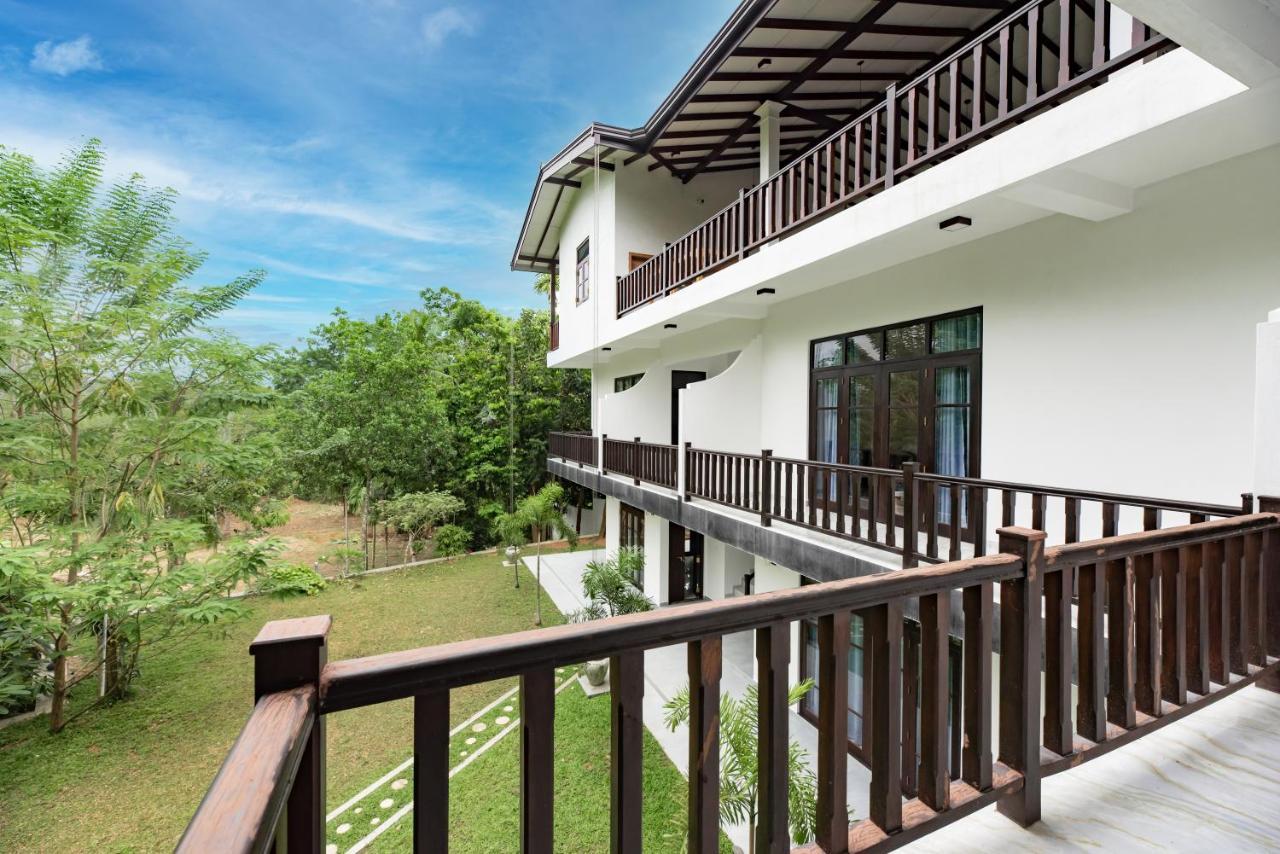 Hotel Calm Haven Unawatuna Talpe Exterior photo