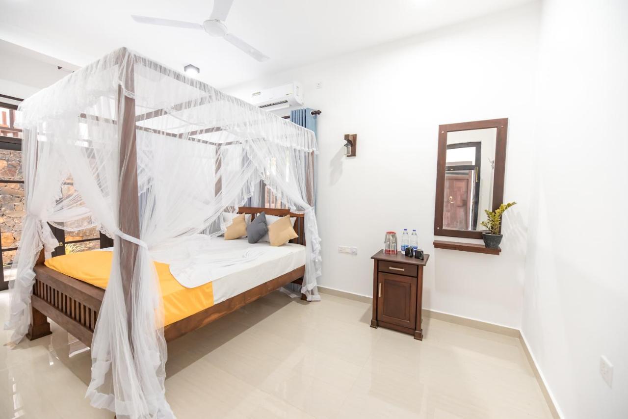 Hotel Calm Haven Unawatuna Talpe Exterior photo