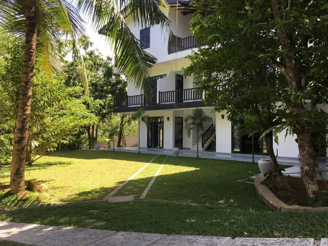 Hotel Calm Haven Unawatuna Talpe Exterior photo